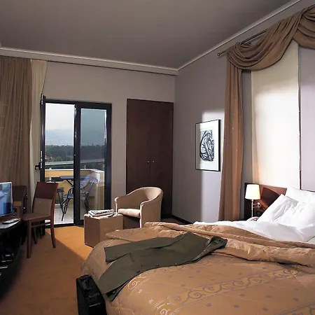 Hotel Dekelia Atény
